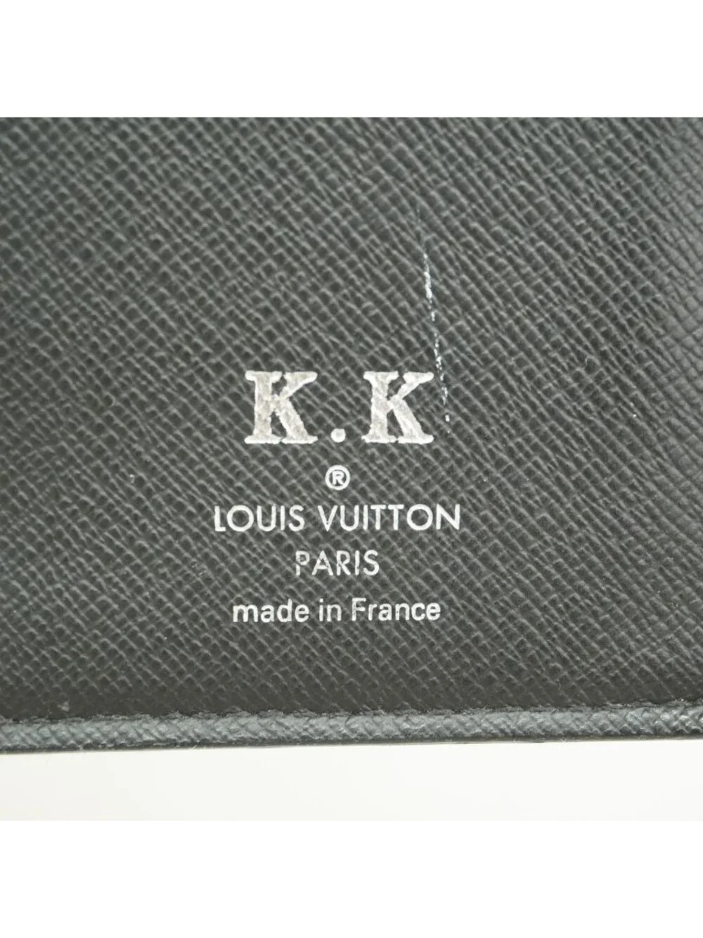 Louis Vuitton Wallet Taiga Portefeuille Brazza Noir